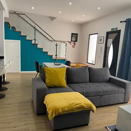 Dom wakacyjny Beautiful Modern Townhouse With Parking Included
