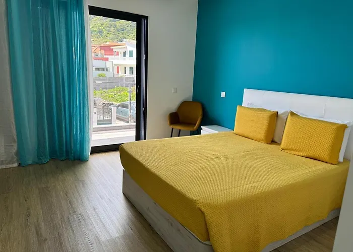 B - Beautiful 2 Bedroom Modern Townhouse With Private Parking Casa de Férias *